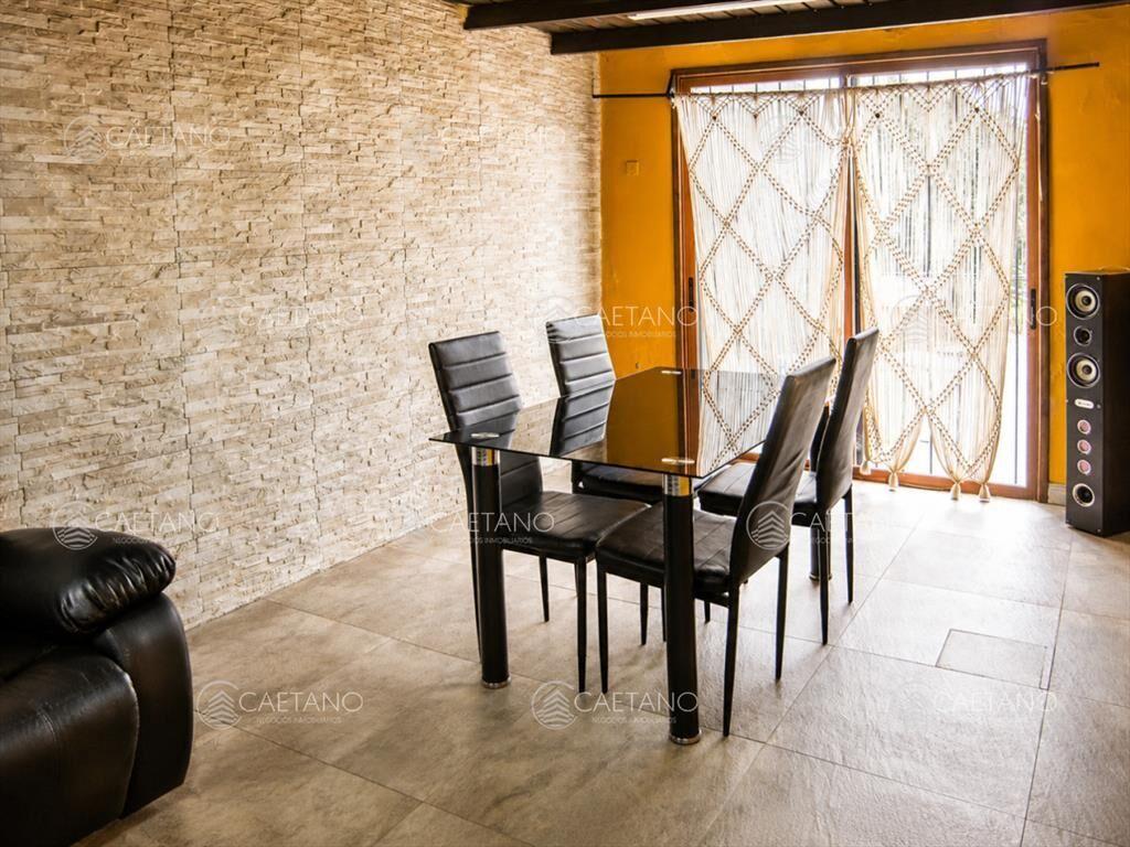 En venta casa de 4 dormitorios en Barrio 4 H en Maldonado,