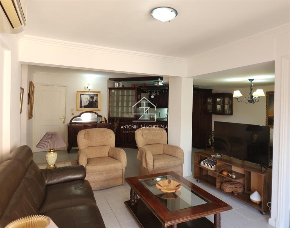 Apartamento 3 dormitorios primera linea frente al