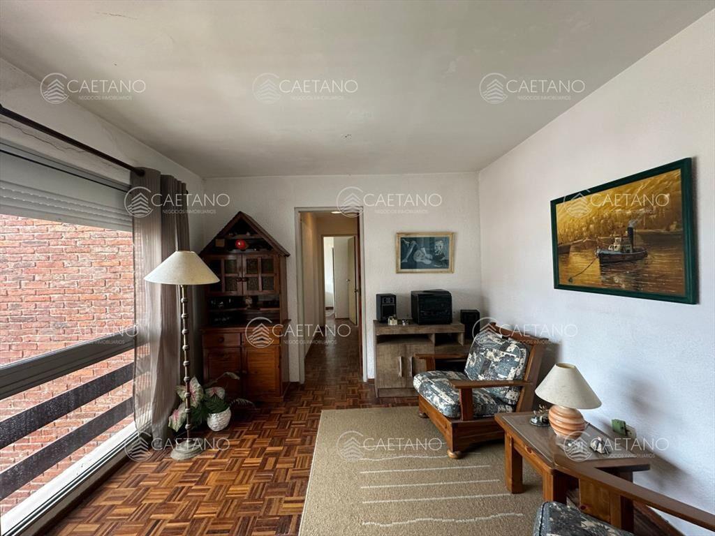 Oportunidad de apto en venta! 2 dormitorios, 1