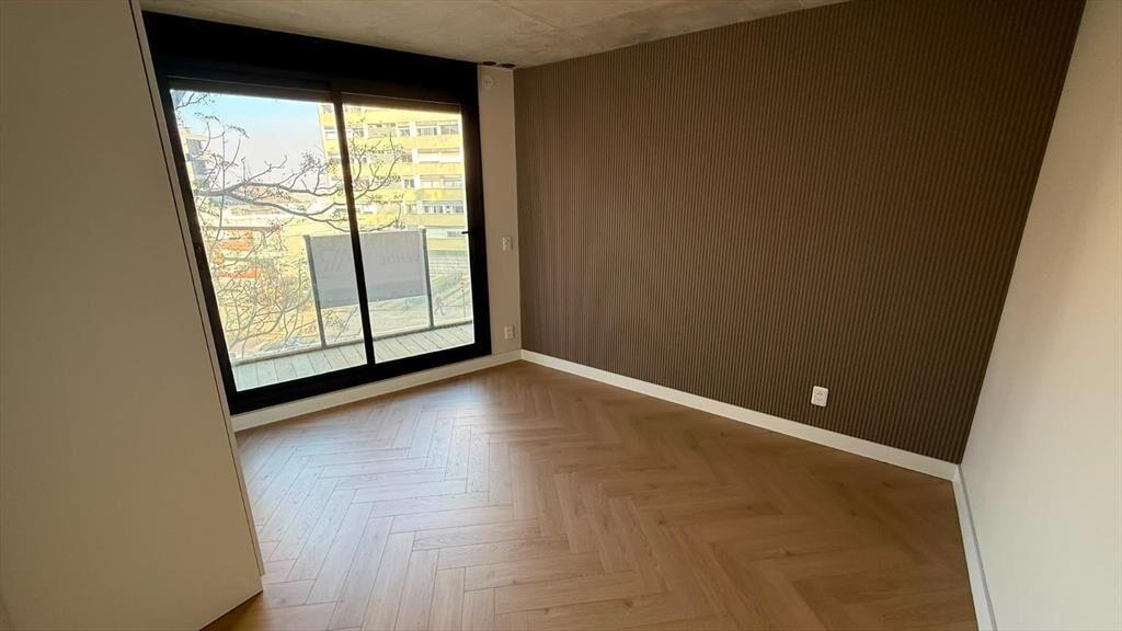 Agraciada esq. Ciganda, 1 dorm, terraza, parrillero, gge, e
