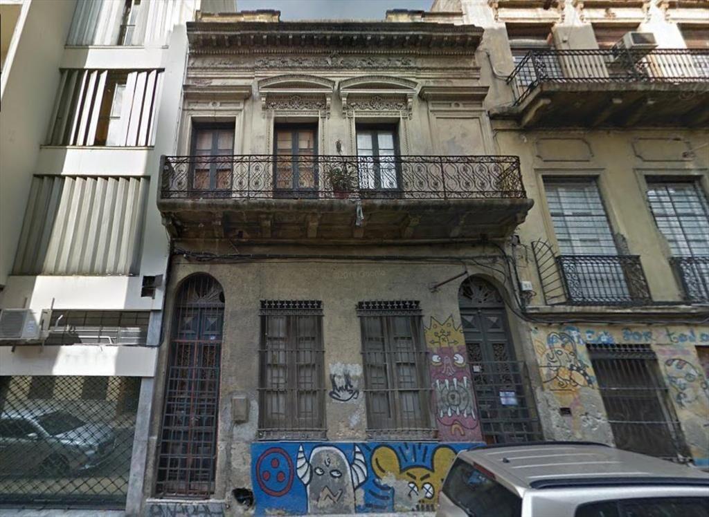 Parana esquina Ciudadela, 275m2, ideal inversion!!