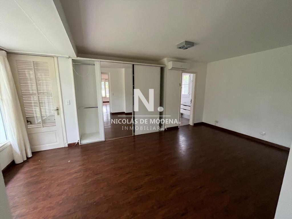 Chalet de 3 dormitorios mas dependencia en venta