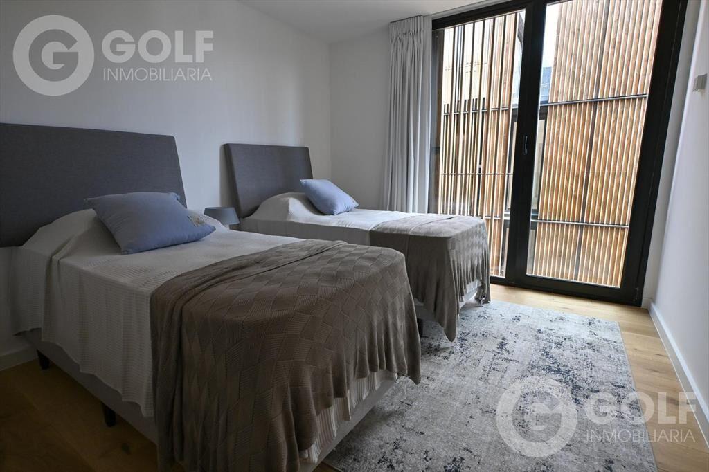 Venta apartamento de 3 dormitorios en Carrasco