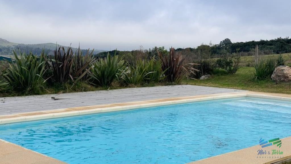 Chacra de 6 has con 664 m2 - cerca de Piriapolis