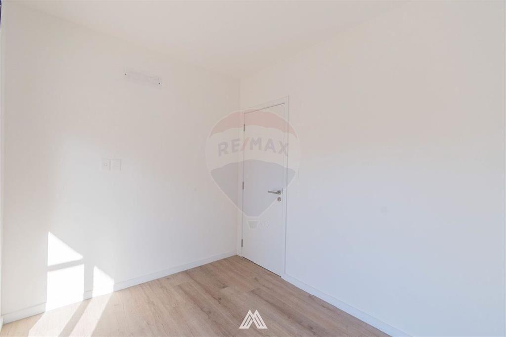 VENTA APTO 2 DORMITORIOS Y PATIO 3 CRUCES ESTRENAR