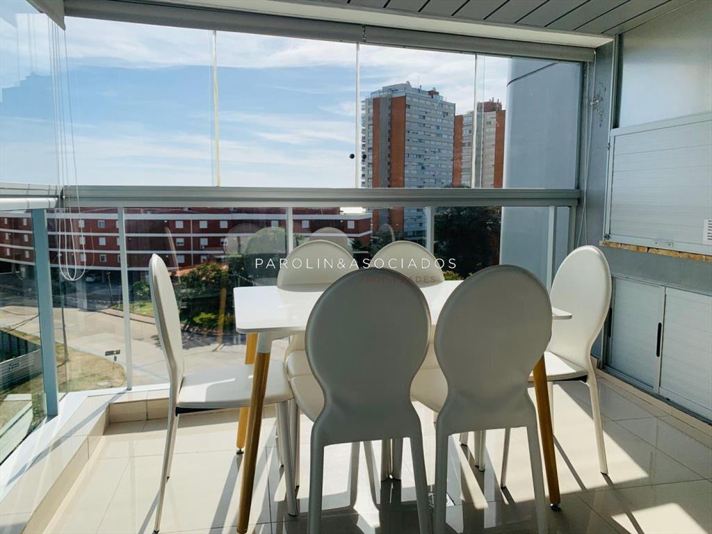 Apartamento en venta de 2 dormitorios en Miami
