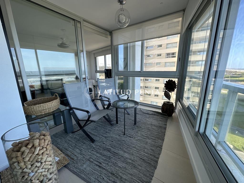 Apartamento en Le Parc, 3 suites más dependencia