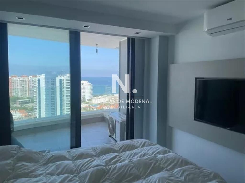 Apartamento en venta 3 dormitorios Vista al mar