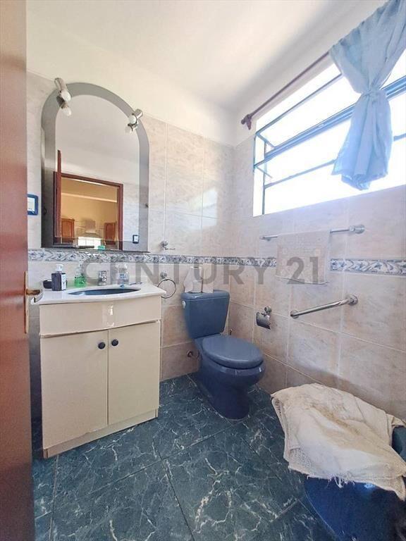 VENTA CASA al fondo /2 D/PARRILLERO/ESTUFA A LEÑA/JARDIN...