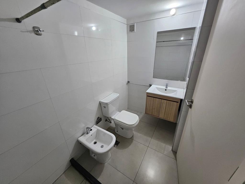 Alquiler de apartamento en Cordón: Pablo de María y Rodó
