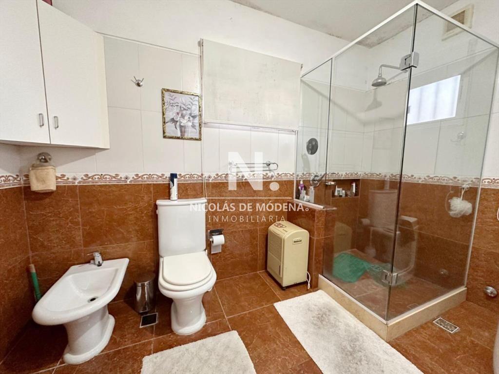 Casa en venta 3 dormitorios con piscina y losa -
