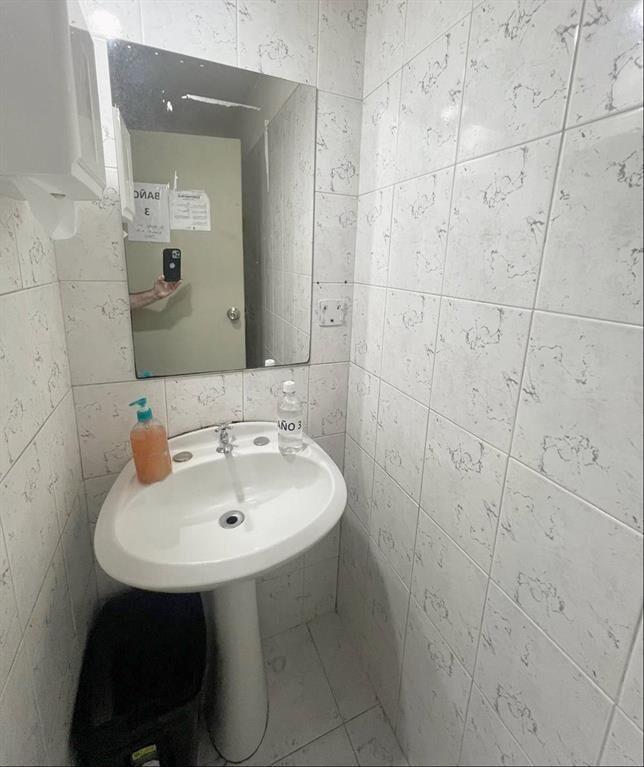 Alquiler casa / local comercial 900mts2