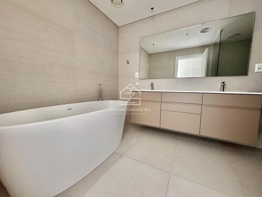 Venta apartamento 3 dormitorios Brava