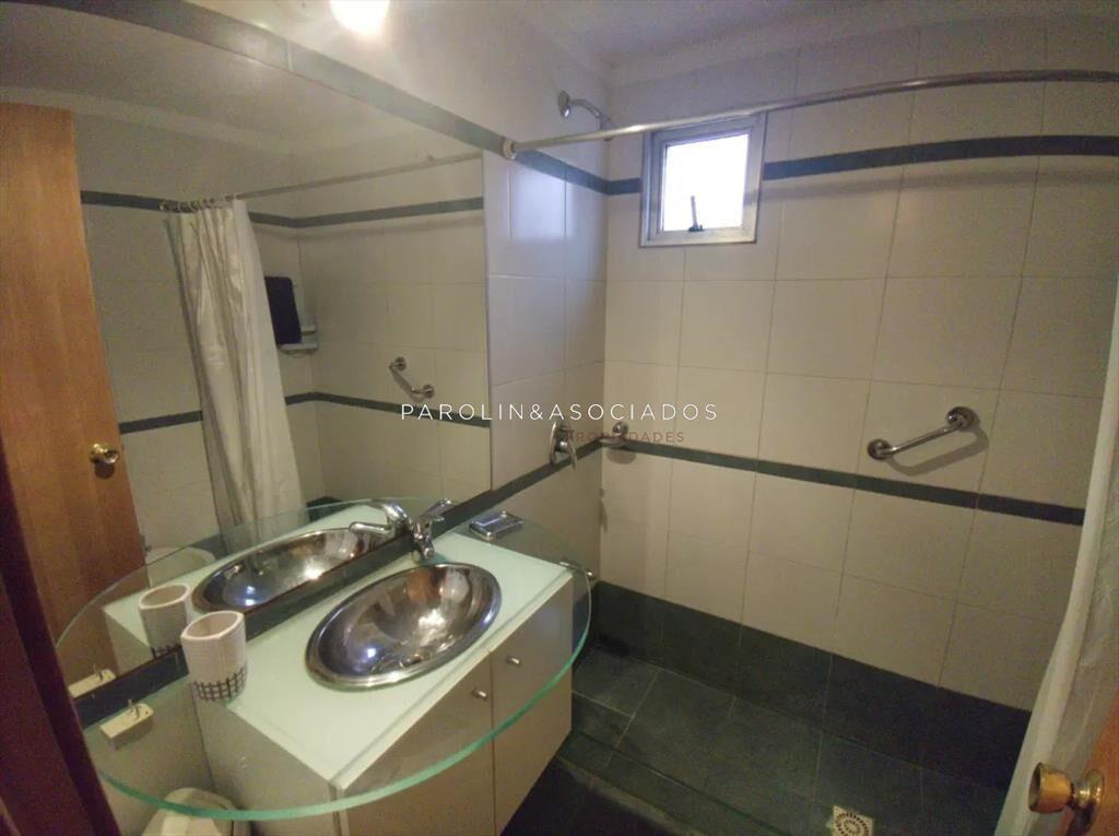 Apartamento en venta de 2 dormitorios en Punta