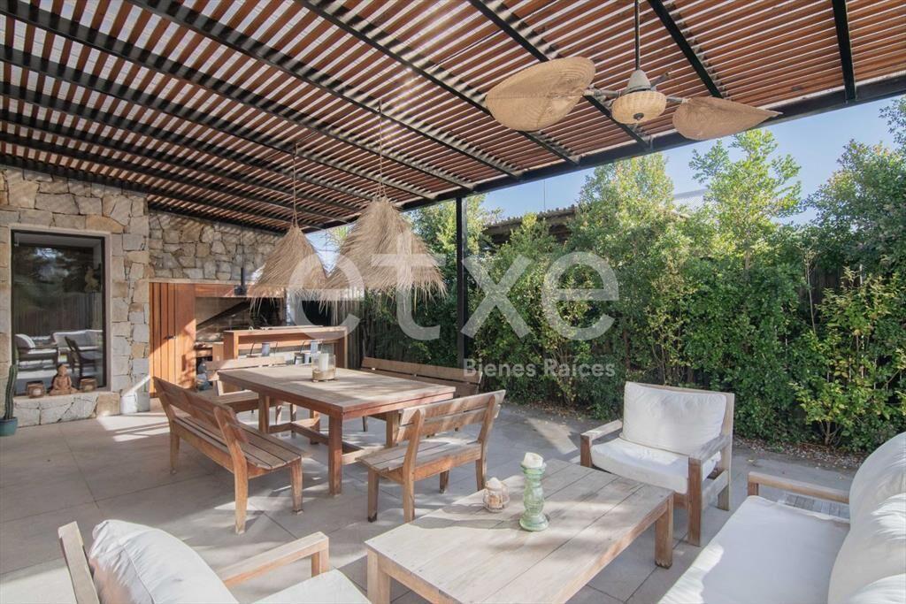Venta de Casa en Manantiales...