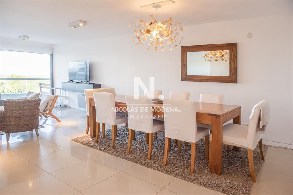 Apartamento de 3 dormitorios en Rincon del indio,