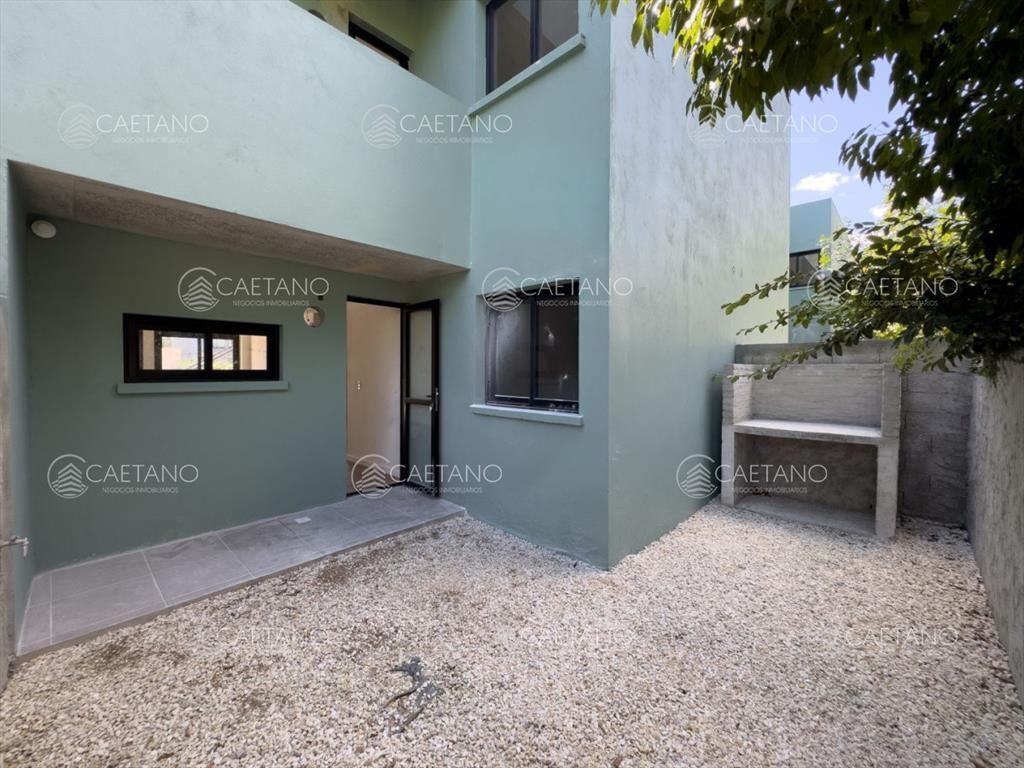 Vendo Apto. a estrenar 2 dormitorios 1 baño