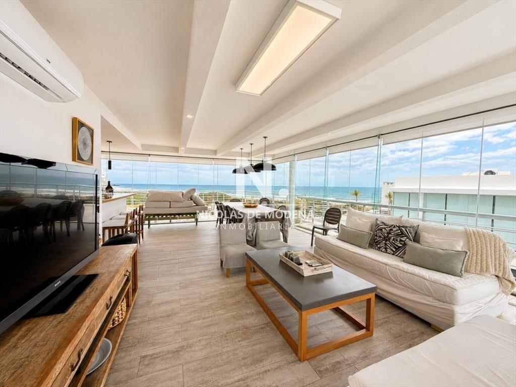 En venta apartamento de 3 dormitorios en Brava, Punta del E