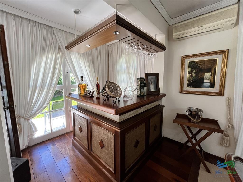Excelente Residencia en venta, Lugano - Punta del