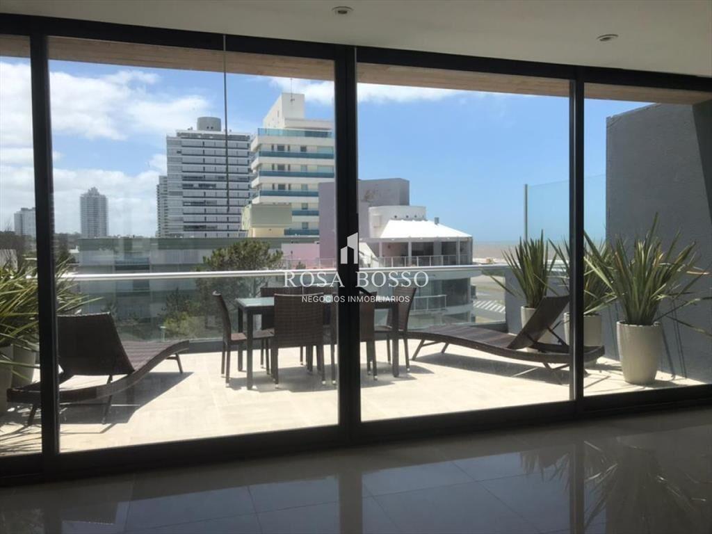 apartamento frente al mar en playa brava