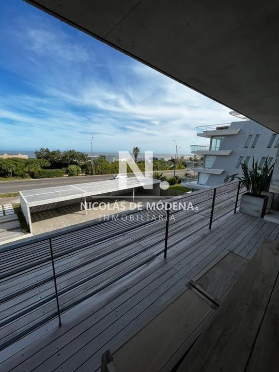 En  venta  apartamento de 2 dormitorios y 2 baños Manantia