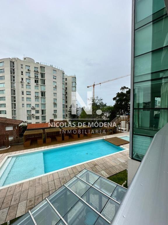 Departamento de 2 dormitorios en venta en Torre