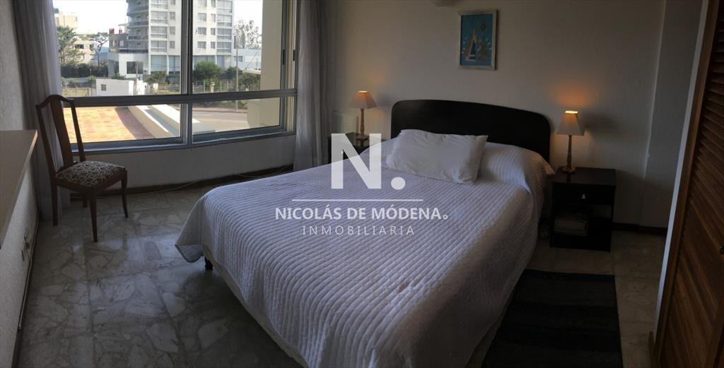 Apartamento en mansa, 3 dormitorios consulte!