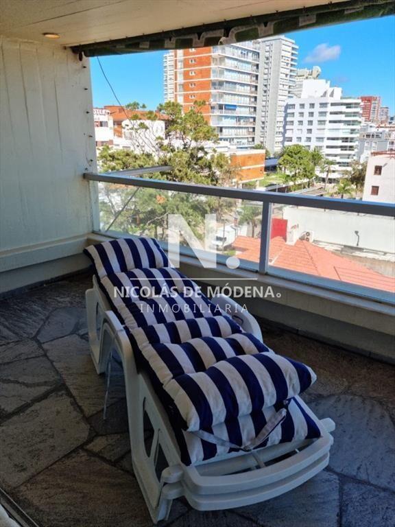 Departamento con vista al mar de 3 dormitorios en