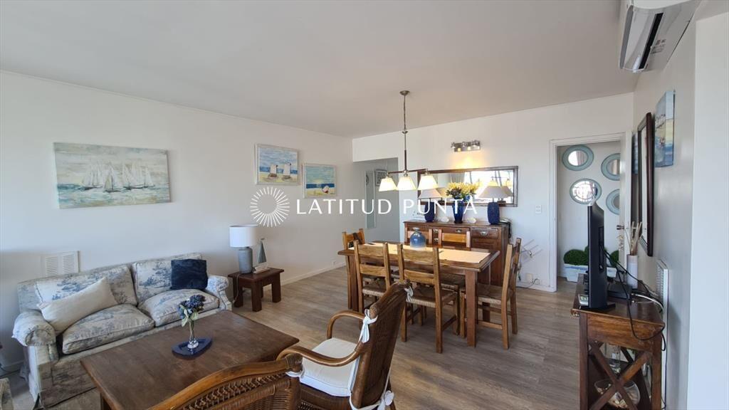 Apartamento de 3 dormitorios en Península