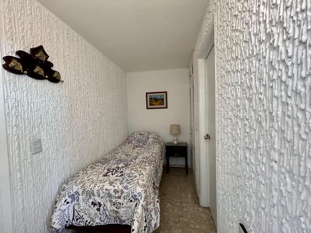 VENTA APARTAMENTO 1 DORMITORIO Y MEDIO PENINSULA