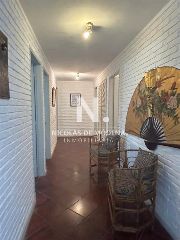 Casa en Venta de 4 dormitorios en Jardines de ,