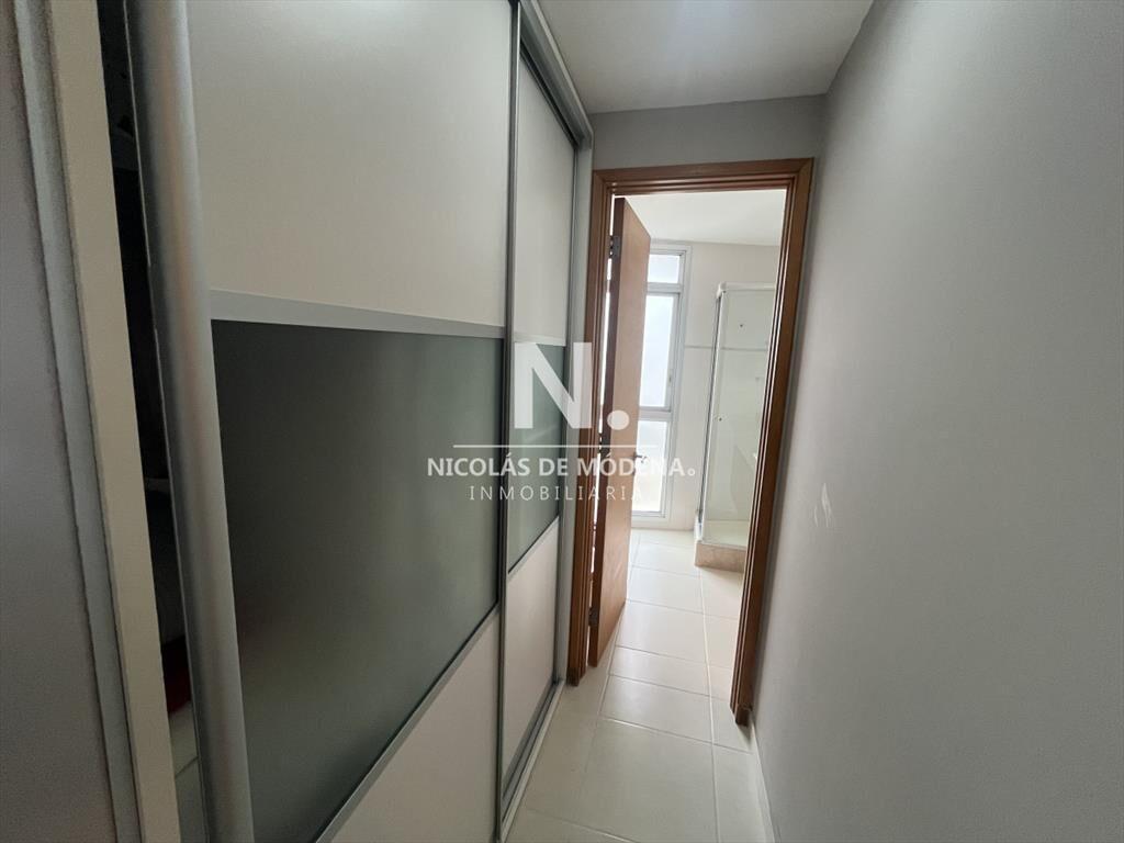Apartamento en Venta de 3 dormitorios con en del