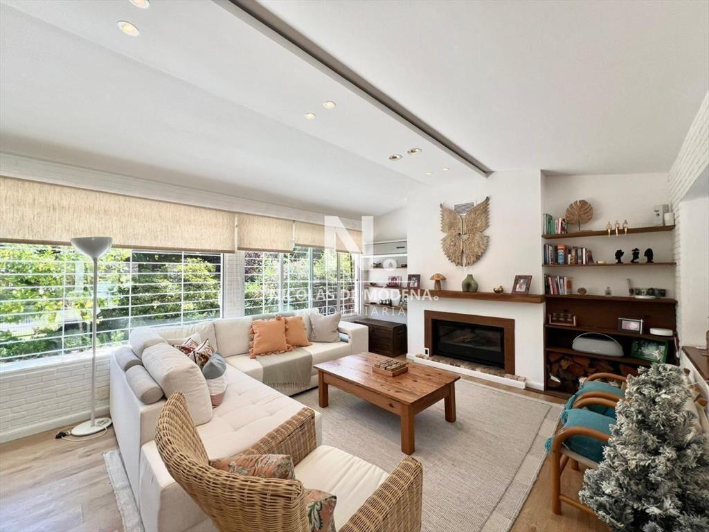 Vende Casa en Cantegril, Punta del Este de 3