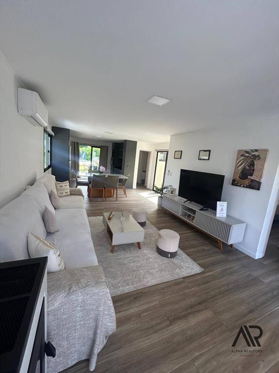 Casa 3 dormitorios con piscina en alquiler temporario
