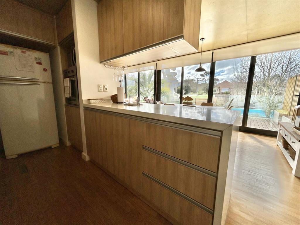 VENTA DE APARTAMENTO DE 2 DORMITORIOS - RAMBLA 24