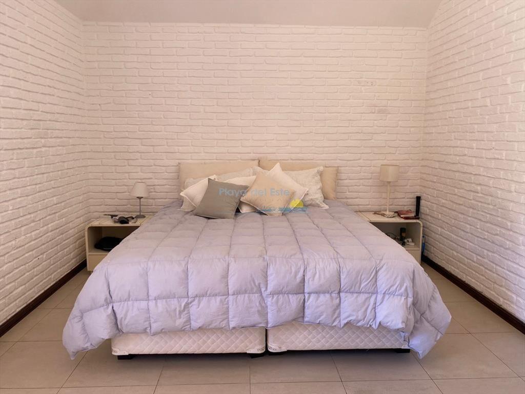 Alquiler temporario de casa de tres dormitorios a