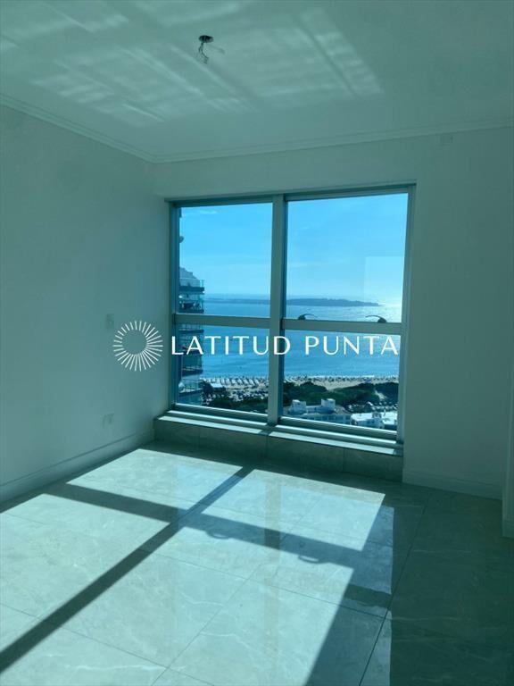 Piso alto en Mansa, 2 dormitorios y parrillero