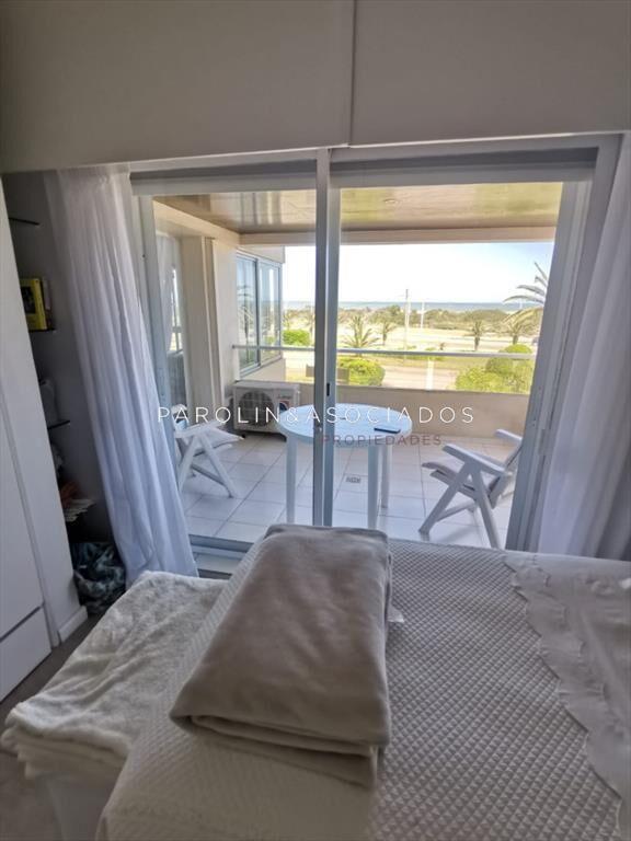 Apartamento en Brava, 2 dormitorios *