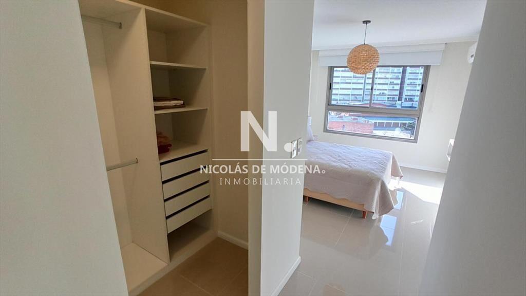 Apartamento en Venta en Punta del Este zona Playa