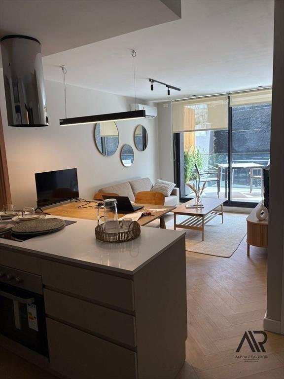 Apartamento de 2 dormitorios con terraza y parrillero pr...