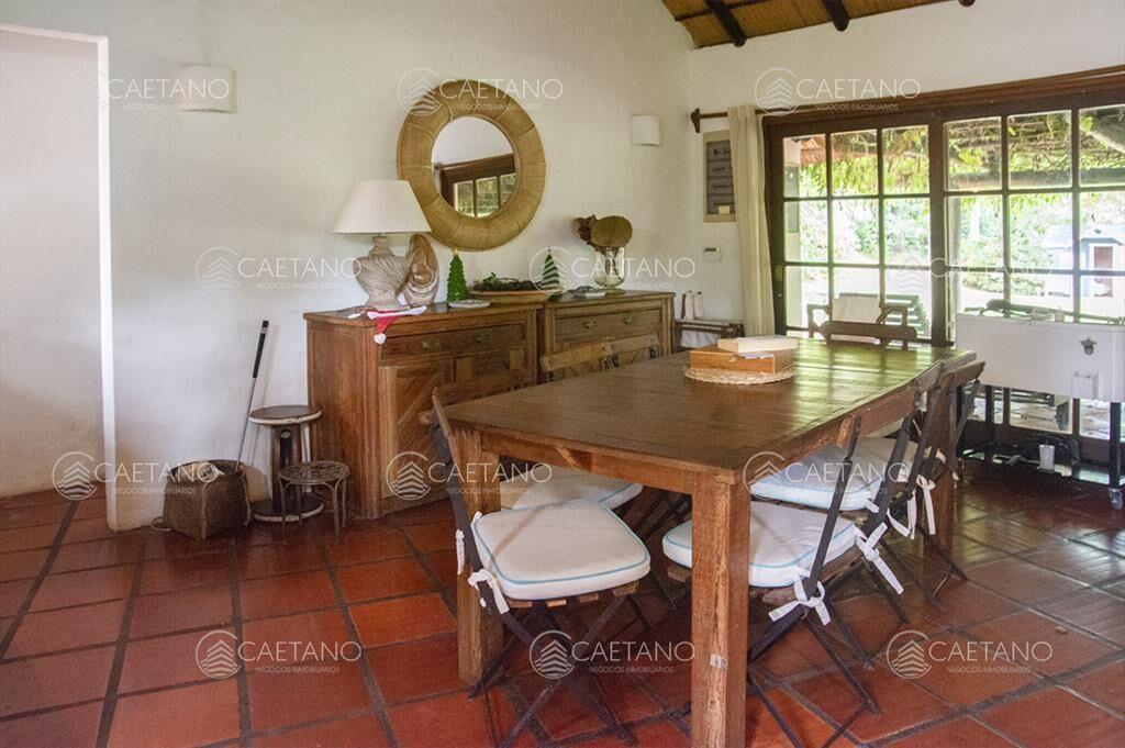 En venta casa de 1 dormitorio con dependencia en Cantegril