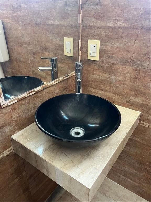 *** ALQUILADO ***  A NUEVA A 7 CUADRAS DE AV. GIANNATTASIO.