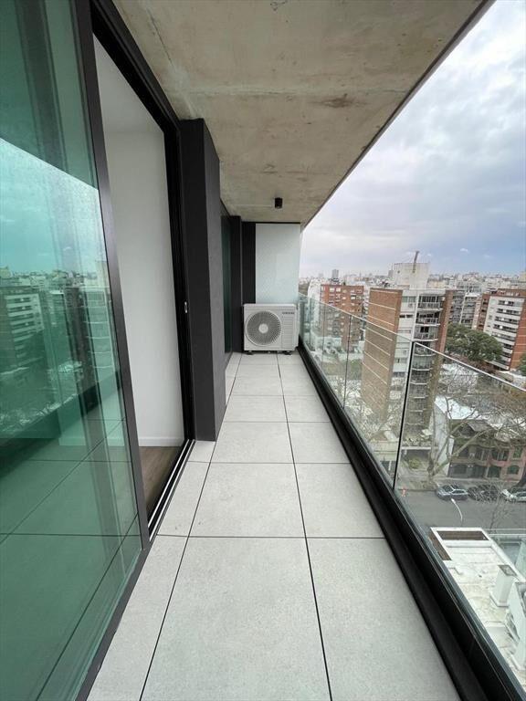 Venta Apartamento Penthouse 1 dormitorio y balcón con vista