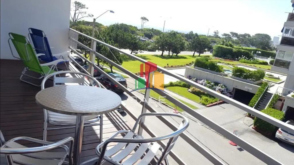 Apartamento en venta - primera linea mansa