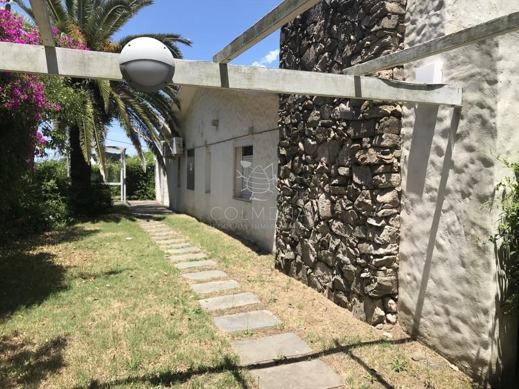 Casa en primera linea, El tesoro - La Barra