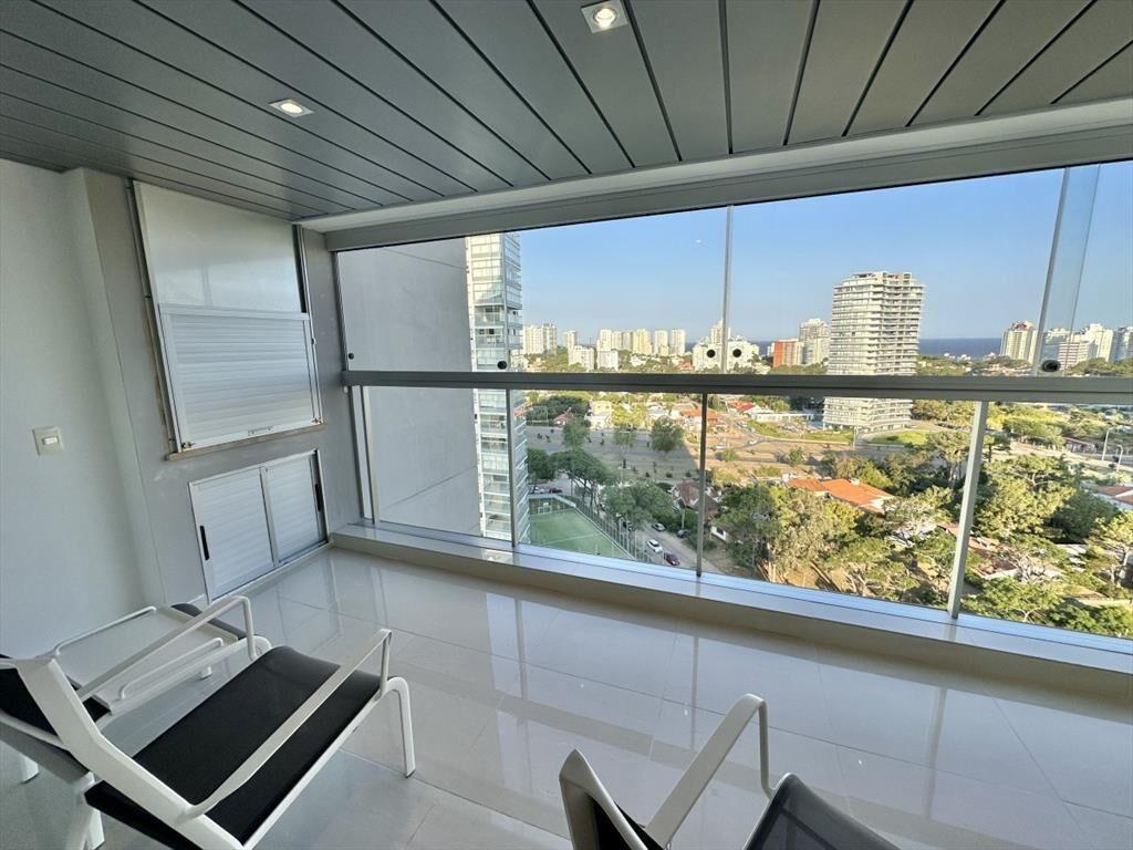 APARTAMENTO 2 DORMITORIOS ALQUILER ANUAL E INVERNAL - MIAMI