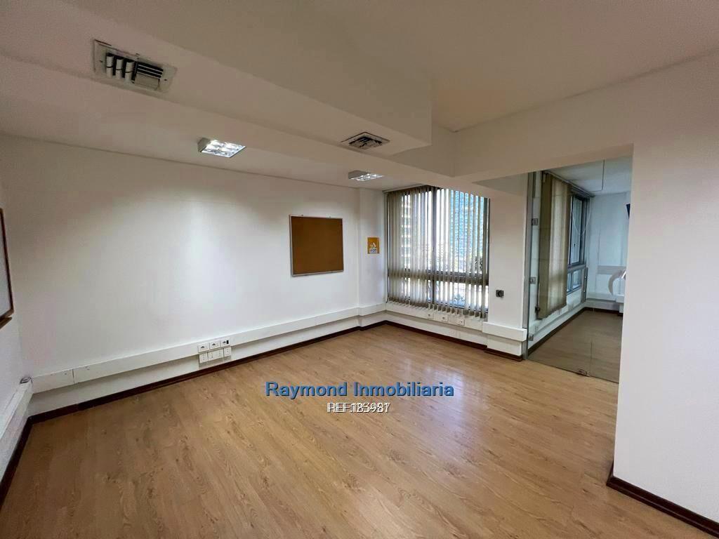 Venta excelente oficina de 100m2 en Ciudad Vieja