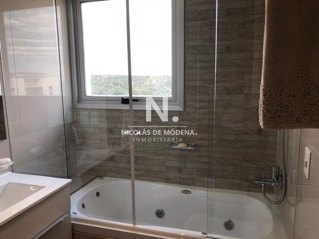 Apartamento en Brava, a pocos metros del mar.