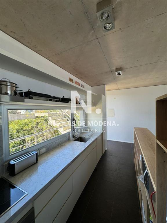 DUPLEX DE TRES PLANTAS CON VISTA AL MAR EN MONTOYA