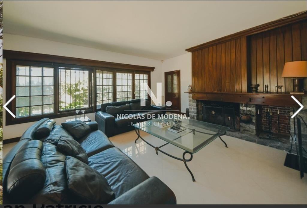En venta casa de 5 dormitorios a metros del mar
